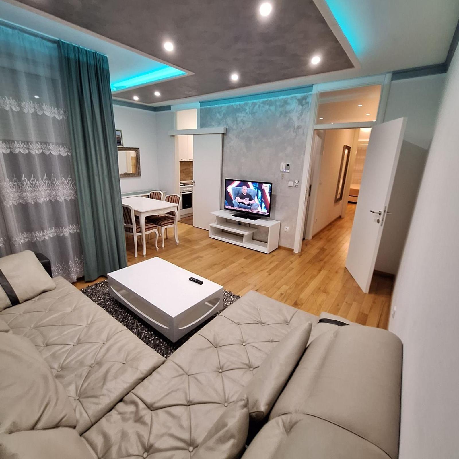 Elegantna Oaza Apartment Banyaluka Dış mekan fotoğraf
